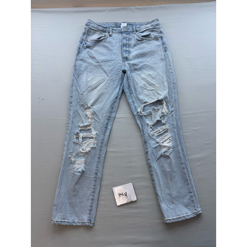 No Boundaries Light Wash Distressed Straight Leg Jeans Womens 13 Ripped Denim
